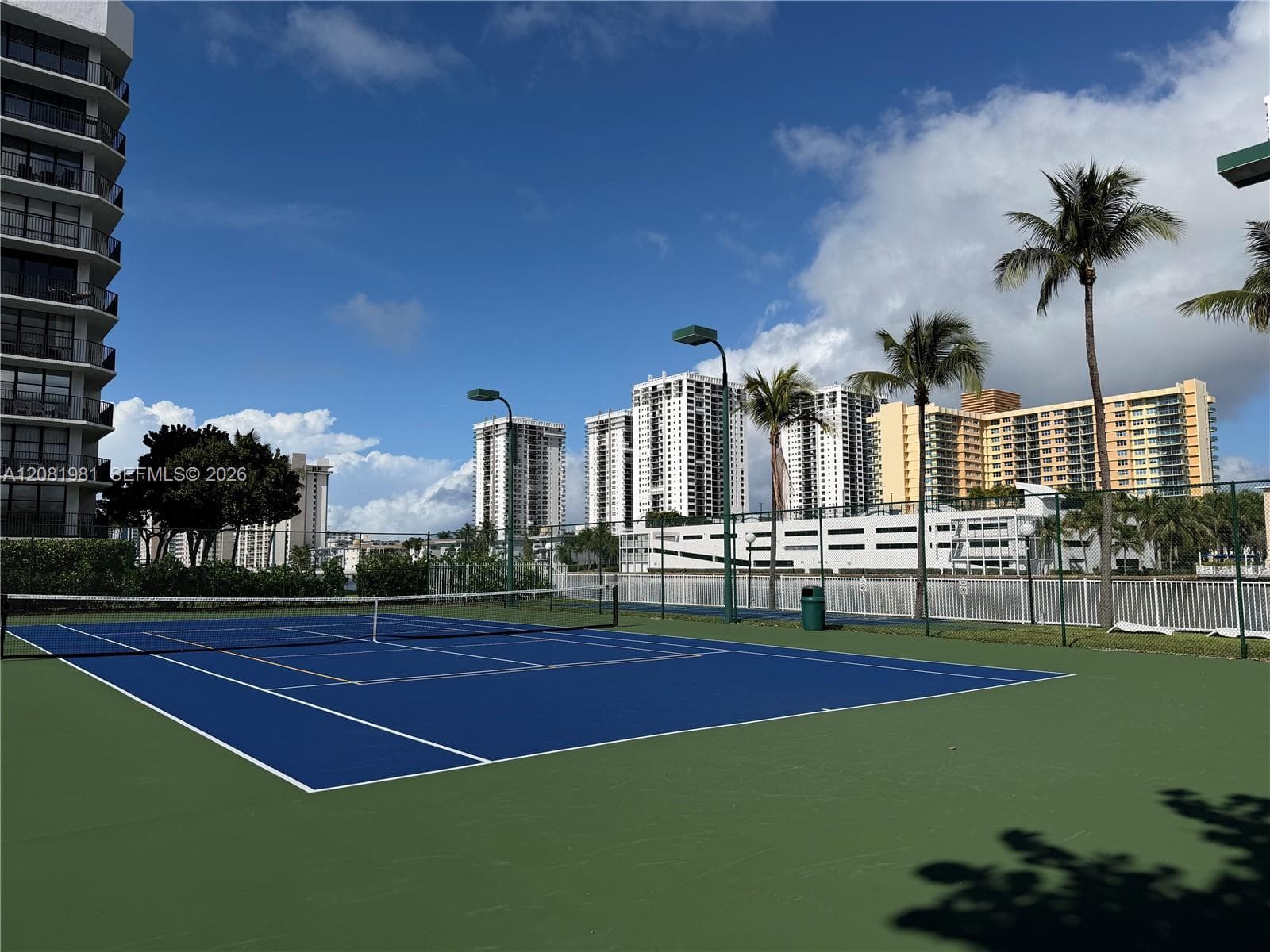 OCEANVIEW PARK CONDO · #531 in Hallandale Beach - Photo 28