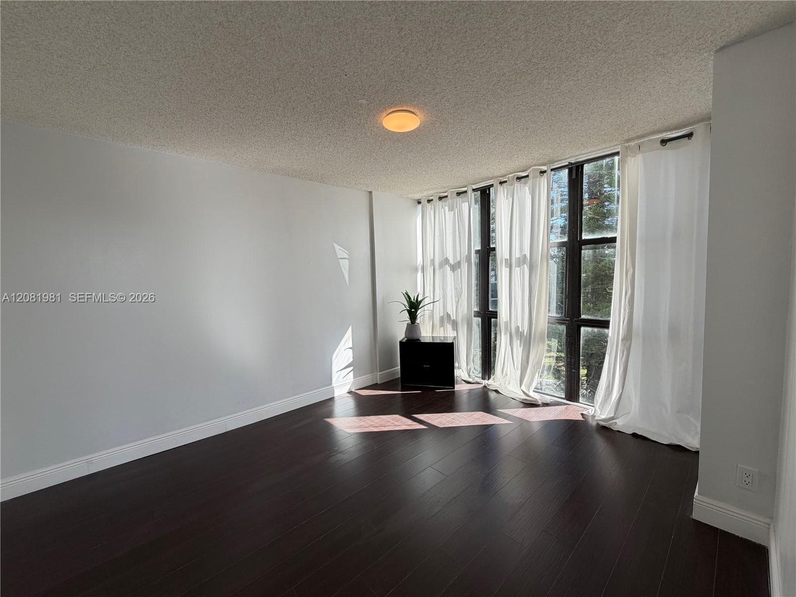 OCEANVIEW PARK CONDO · #531 in Hallandale Beach - Photo 10
