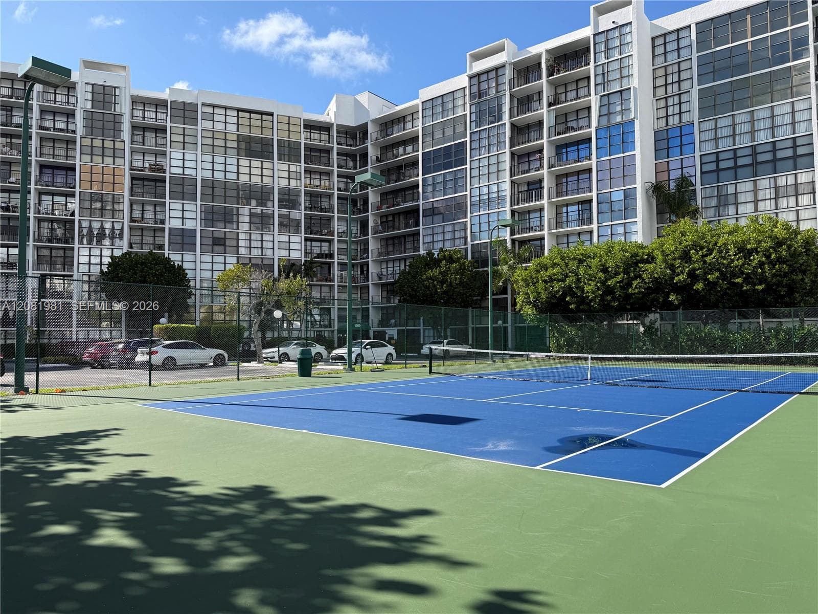 OCEANVIEW PARK CONDO · #531 in Hallandale Beach - Photo 29