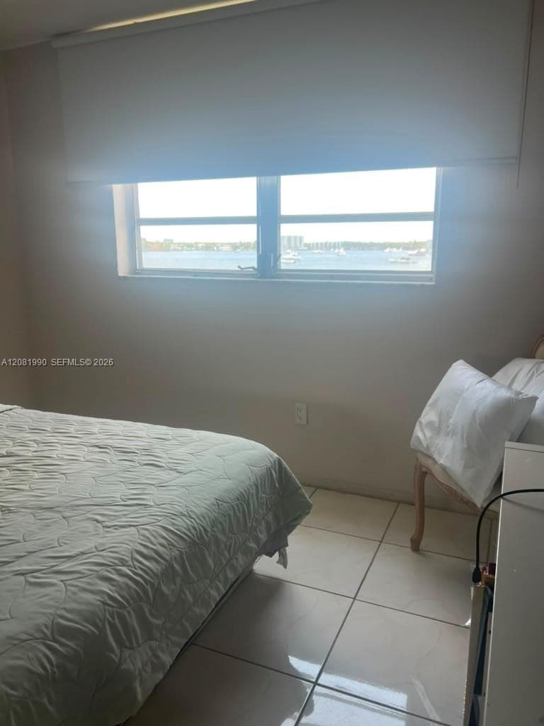 Point east · #N211 in Aventura - Photo 3