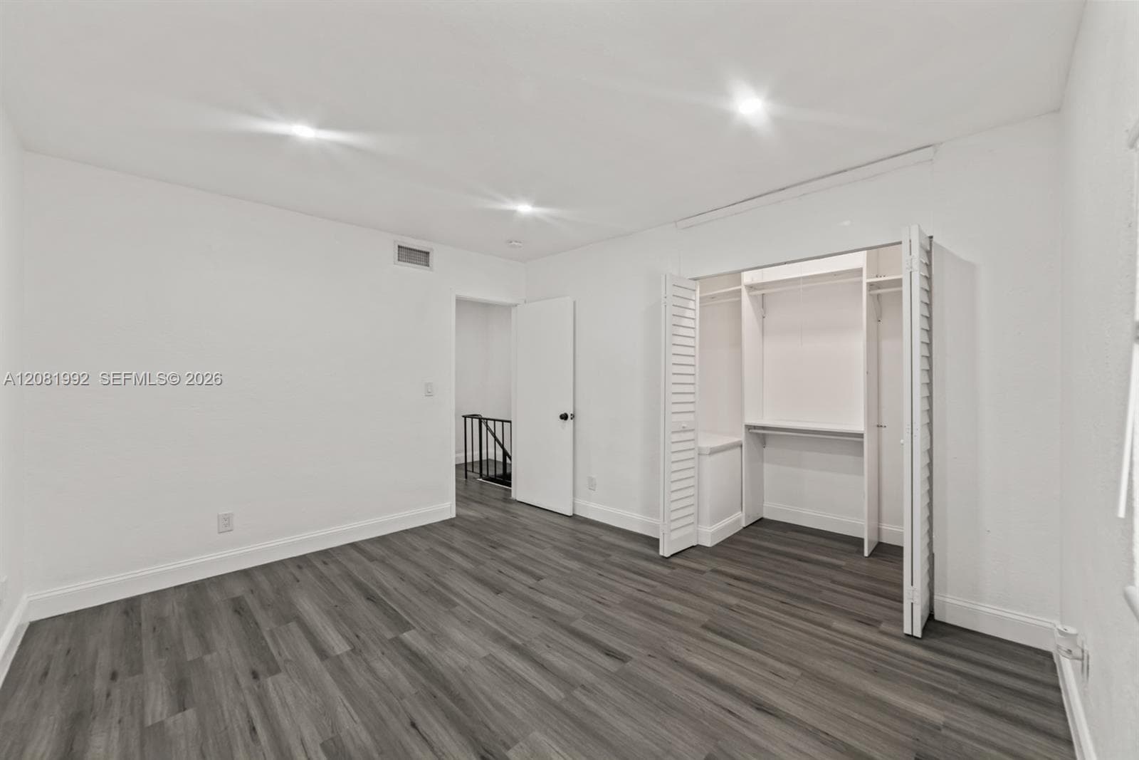 1710 NE 142nd St #1710 photo 18