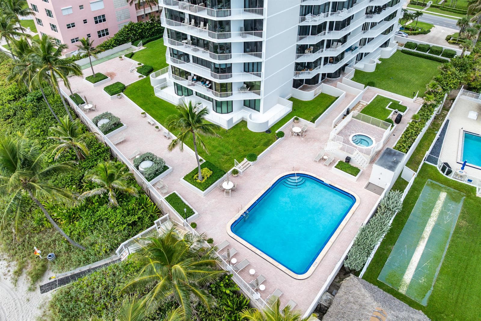 010-2917SouthOceanBoulevard-104-Highland