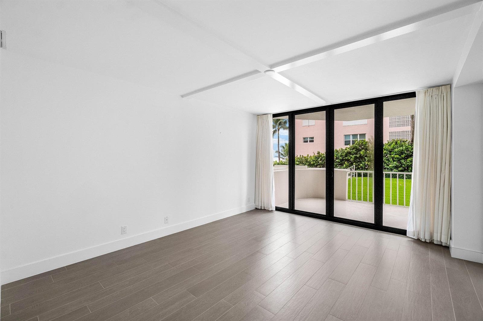 022-2917SouthOceanBoulevard-104-Highland