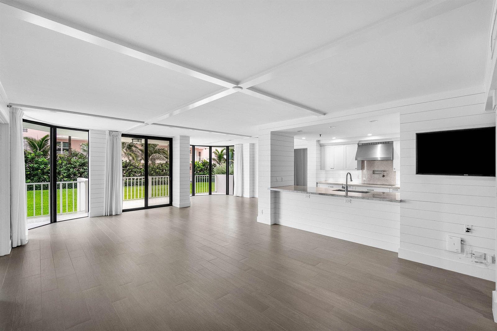 003-2917SouthOceanBoulevard-104-Highland