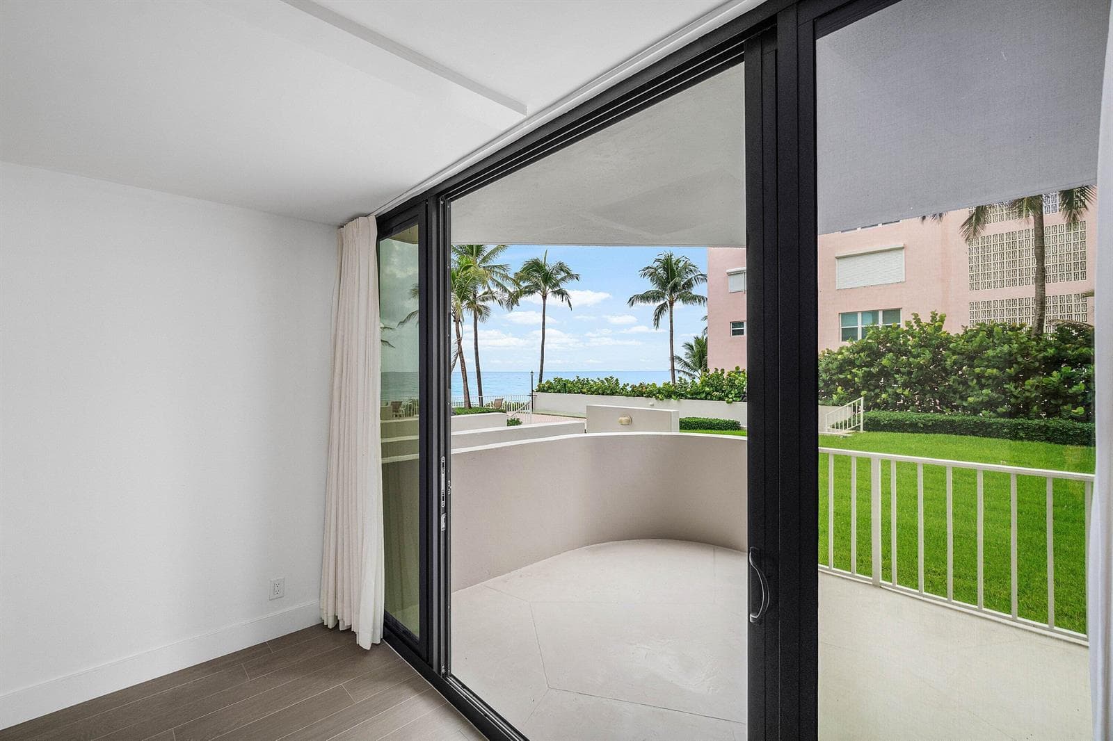 023-2917SouthOceanBoulevard-104-Highland