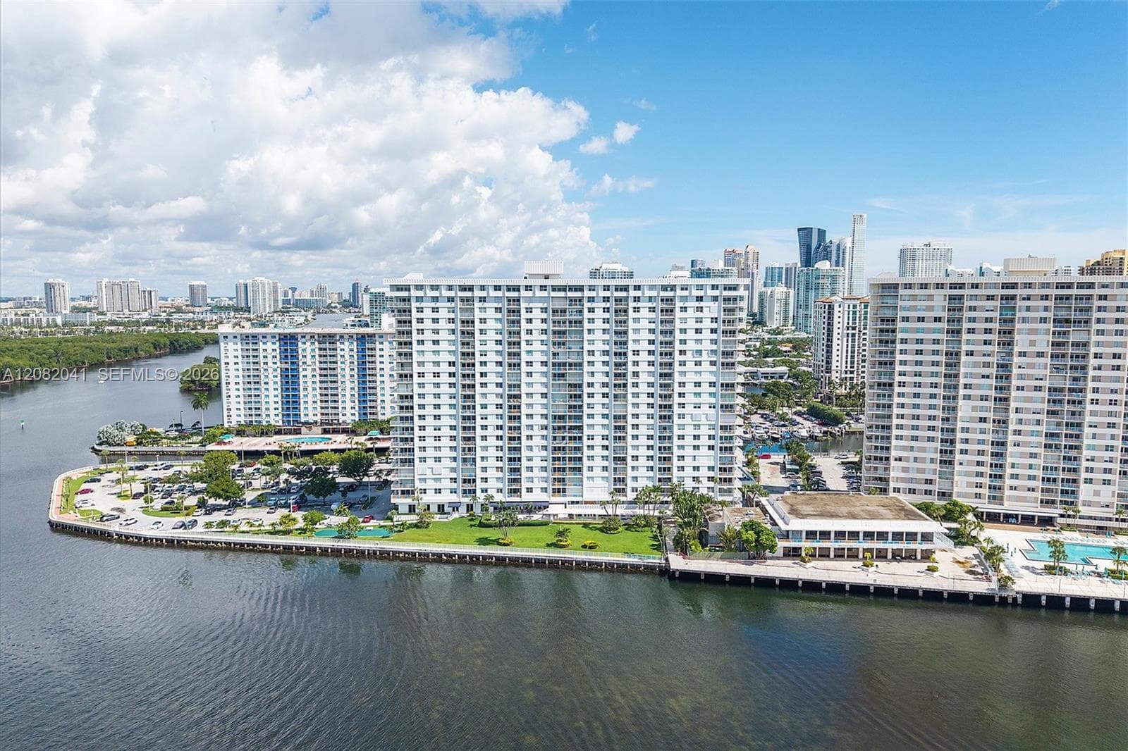 ARLEN HOUSE WEST CONDO · #1920 in Sunny Isles Beach - Photo 32
