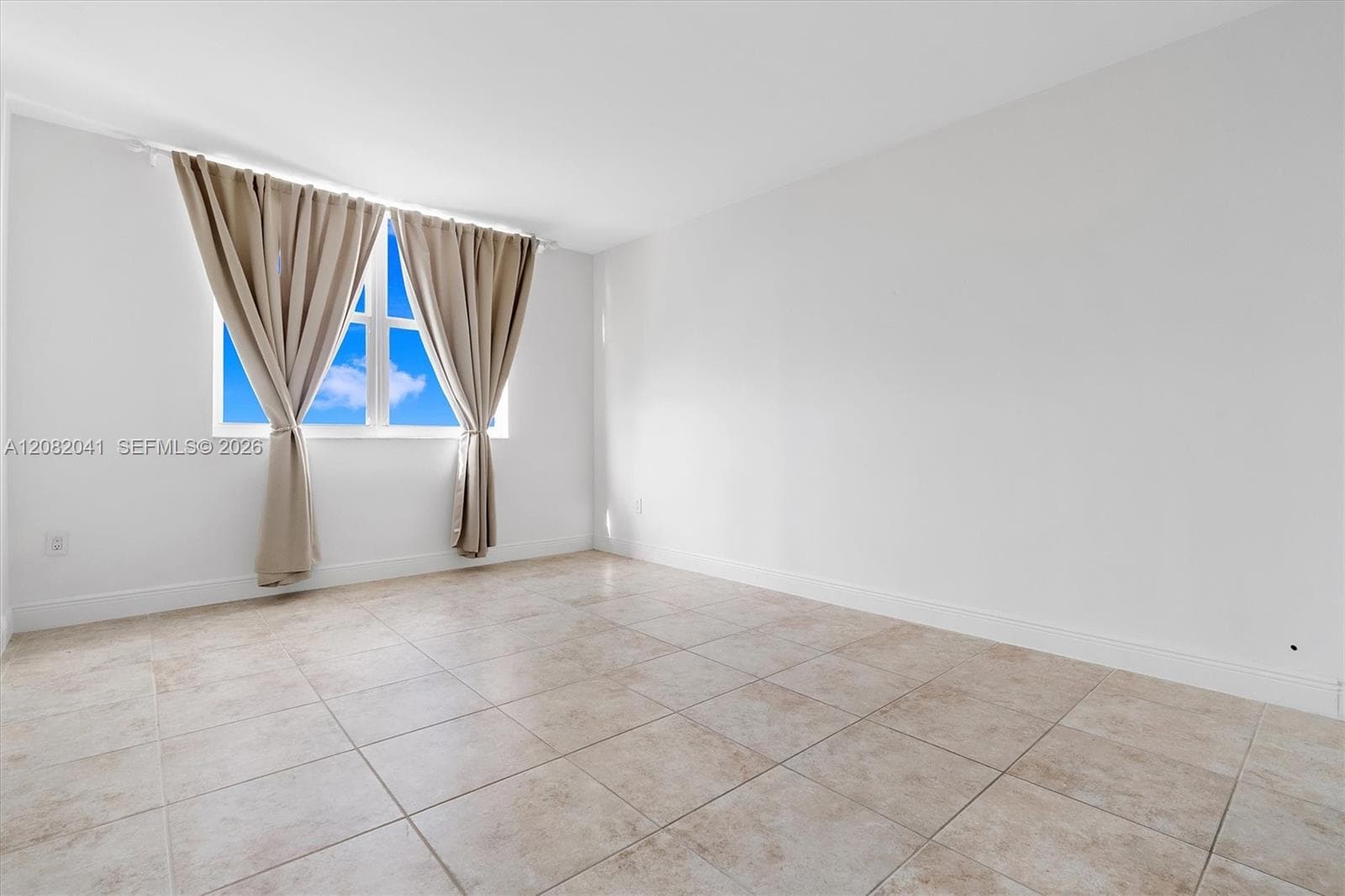 ARLEN HOUSE WEST CONDO · #1920 in Sunny Isles Beach - Photo 14