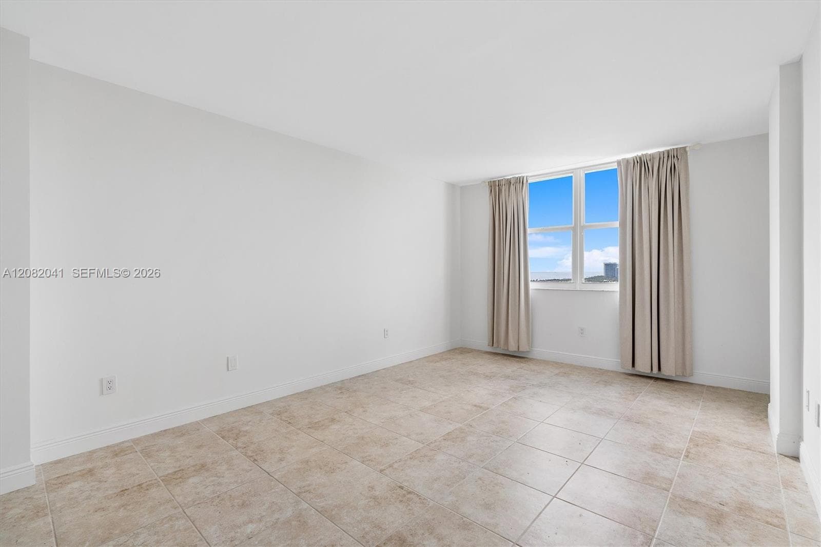 ARLEN HOUSE WEST CONDO · #1920 in Sunny Isles Beach - Photo 11