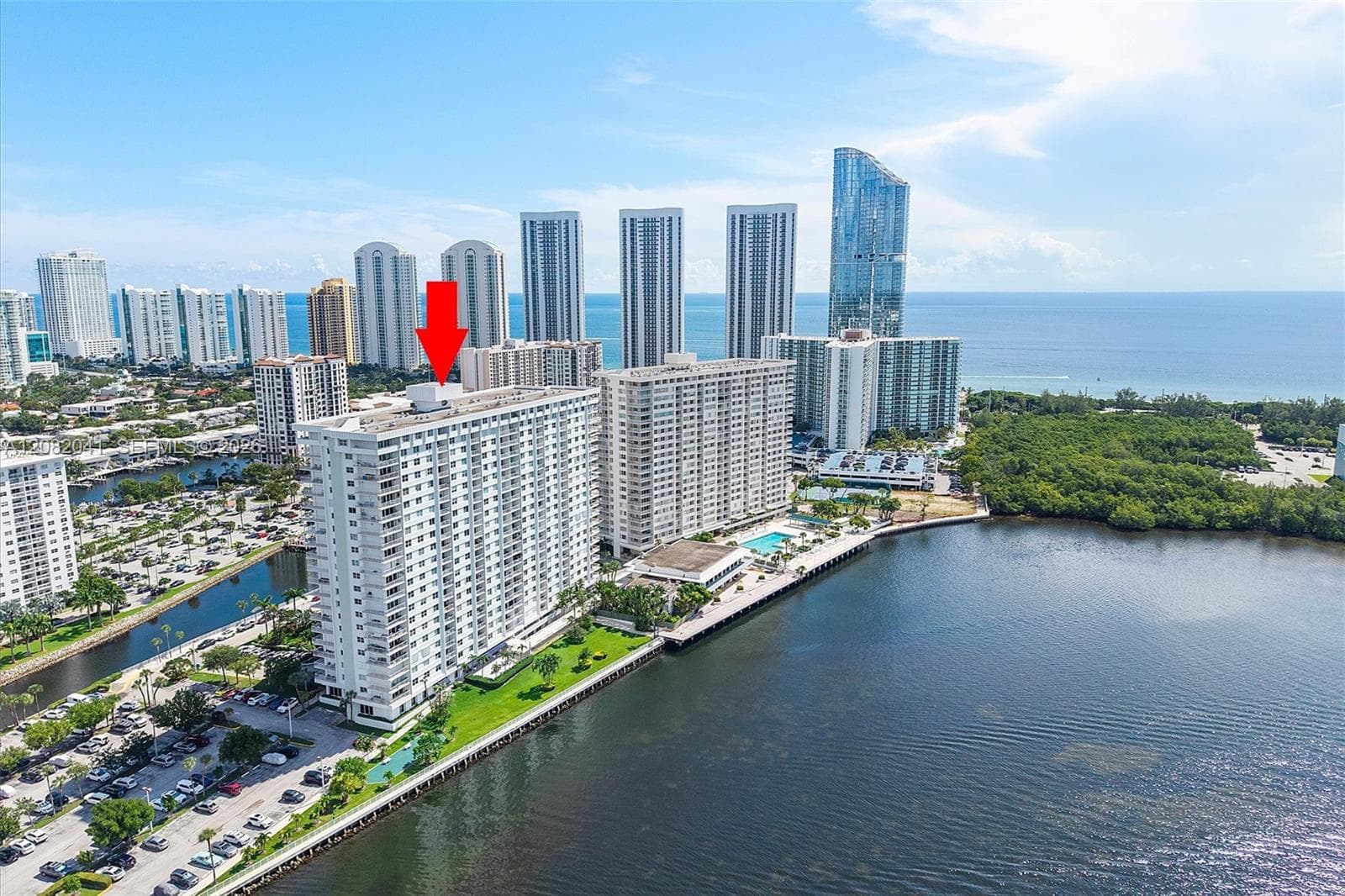 ARLEN HOUSE WEST CONDO · #1920 in Sunny Isles Beach - Photo 31