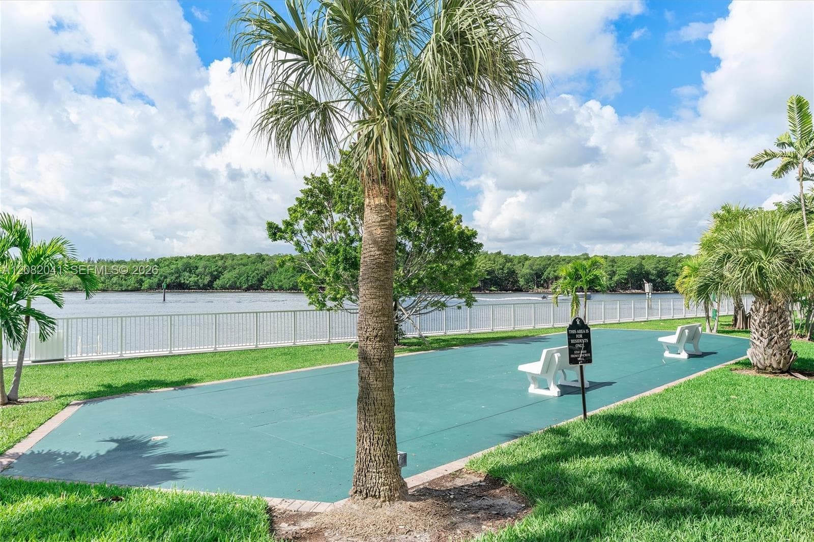 ARLEN HOUSE WEST CONDO · #1920 in Sunny Isles Beach - Photo 21
