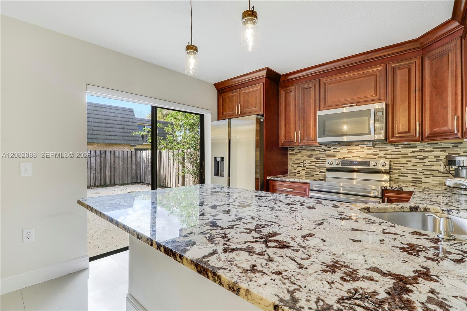 2404 24th Way photo 10