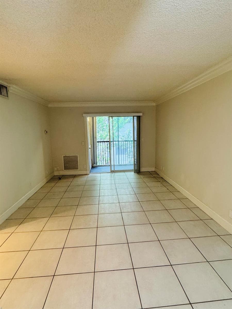 1527 S Flagler Drive 112f (13)