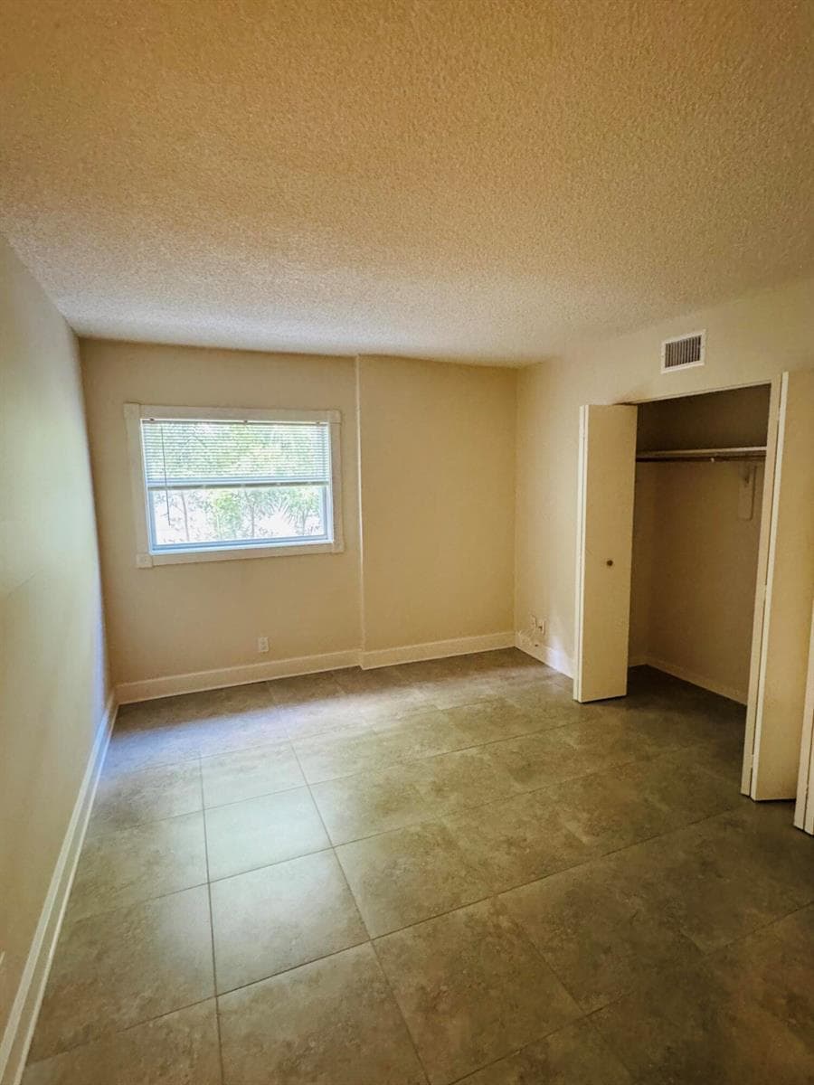 1527 S Flagler Drive 112f (9)
