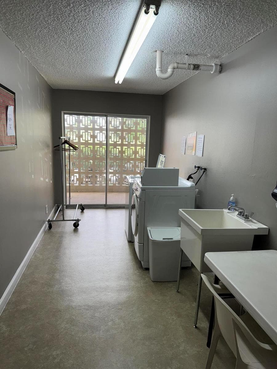 1527 S Flagler Drive 112f (20)