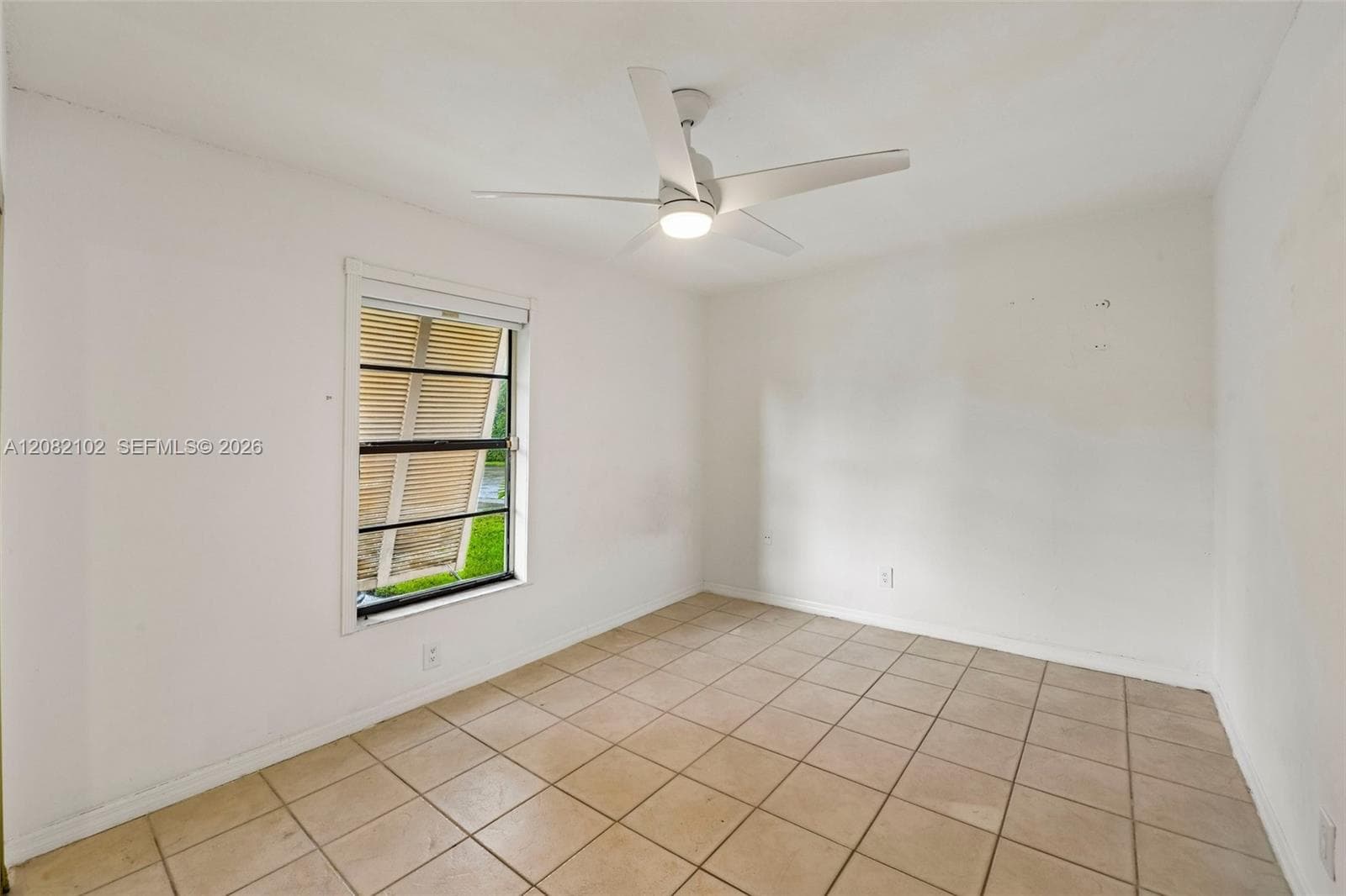 13130 SW 15th Ln photo 12