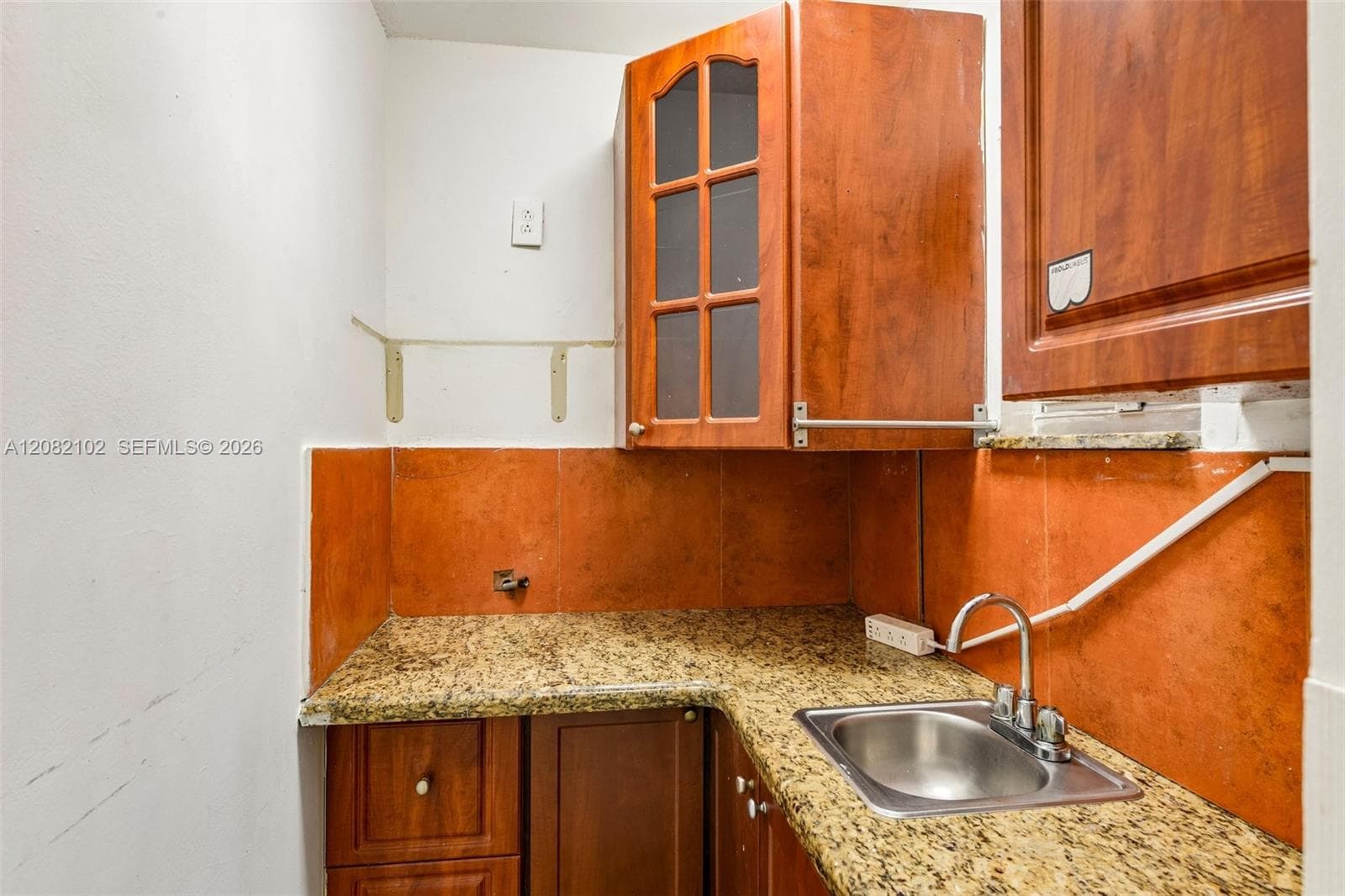 13130 SW 15th Ln photo 7