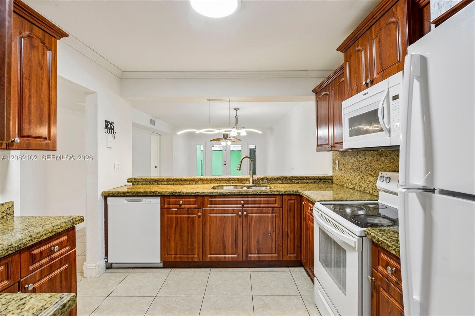 13130 SW 15th Ln photo 9