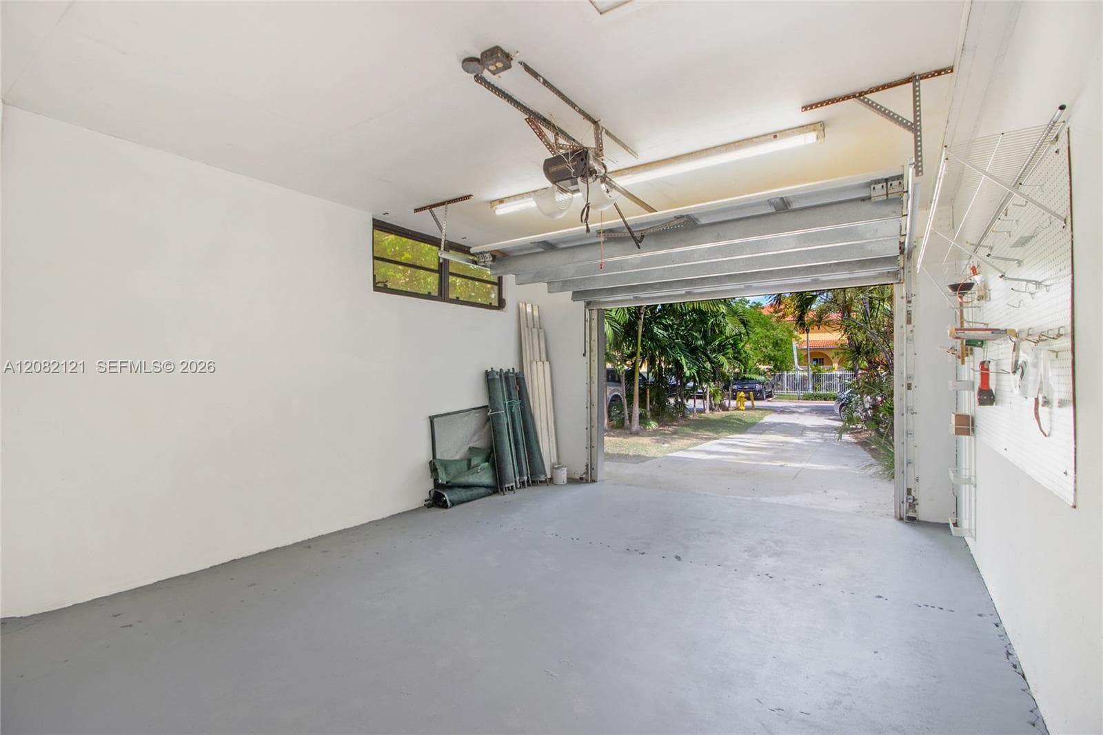 119 Harbor Dr photo 8