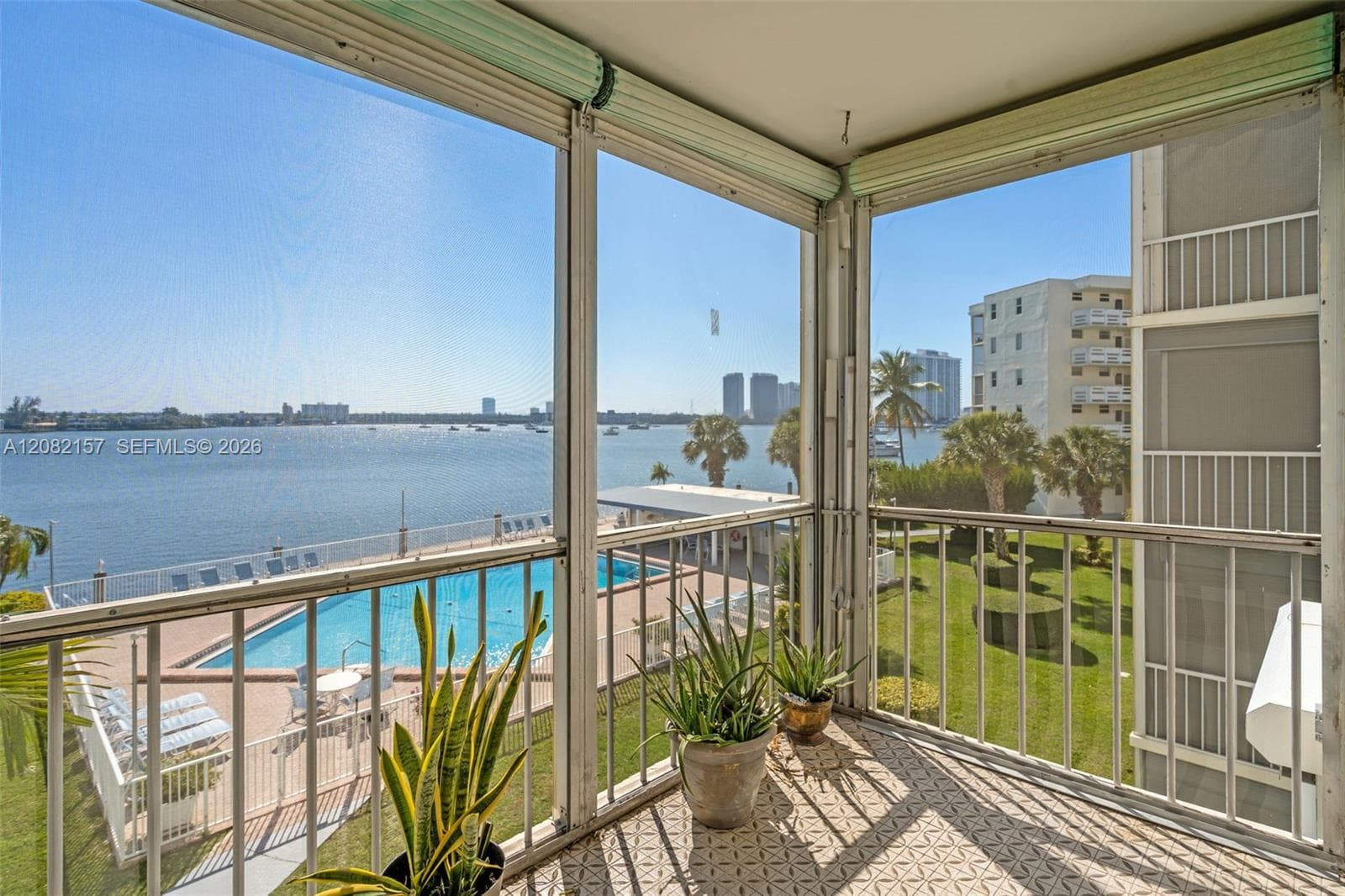Point East · #R308 in Aventura - Photo 1