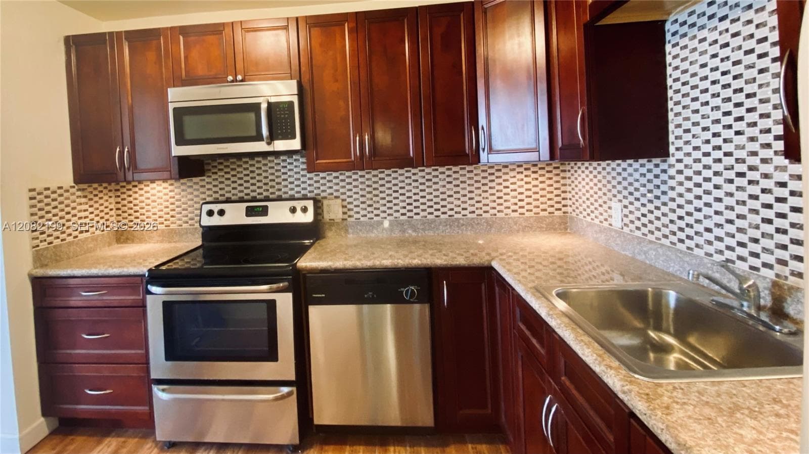 CRESTVIEW TOWERS CONDO · #901 in North Miami Beach - Photo 2