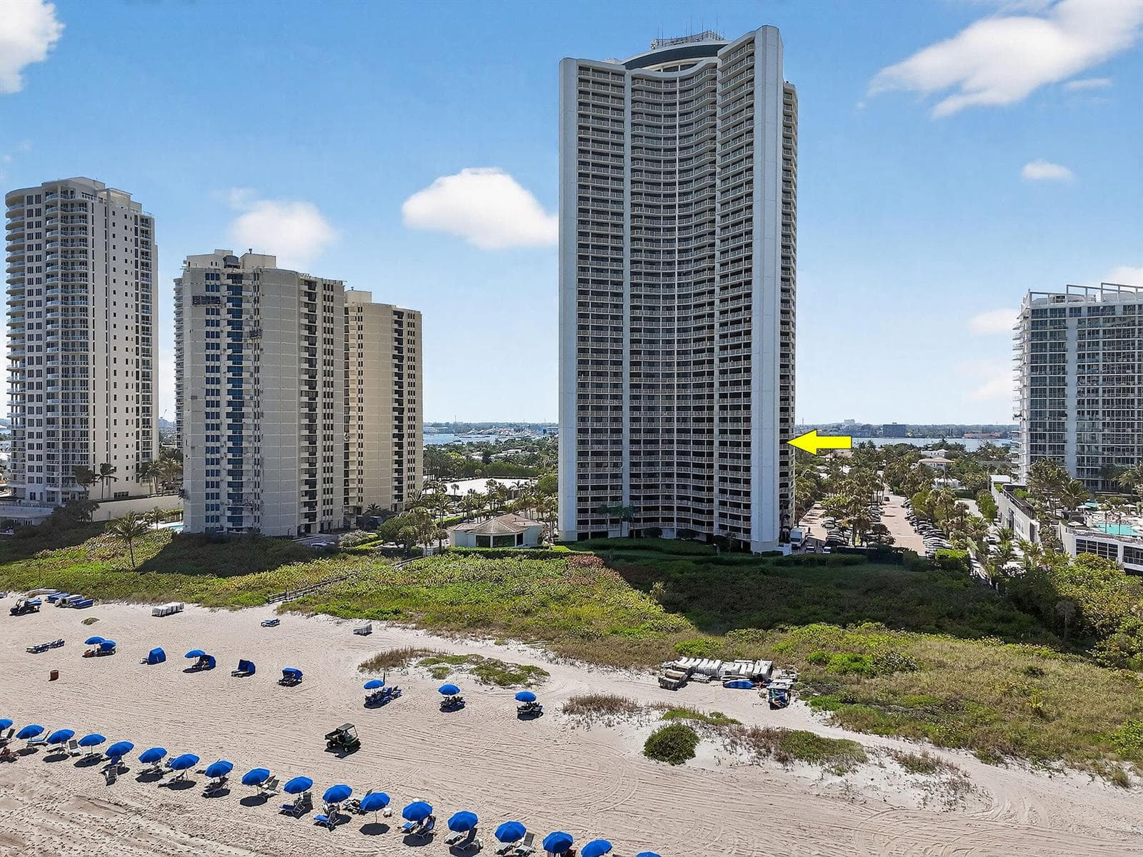3000 N Ocean Drive #8A
