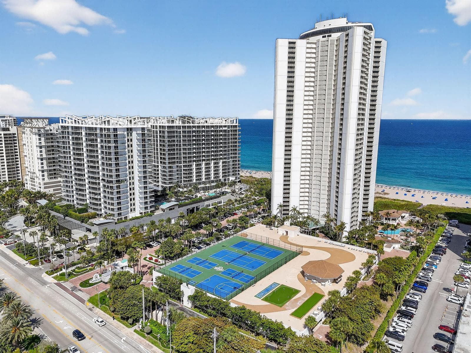 Tiara Oceanfront