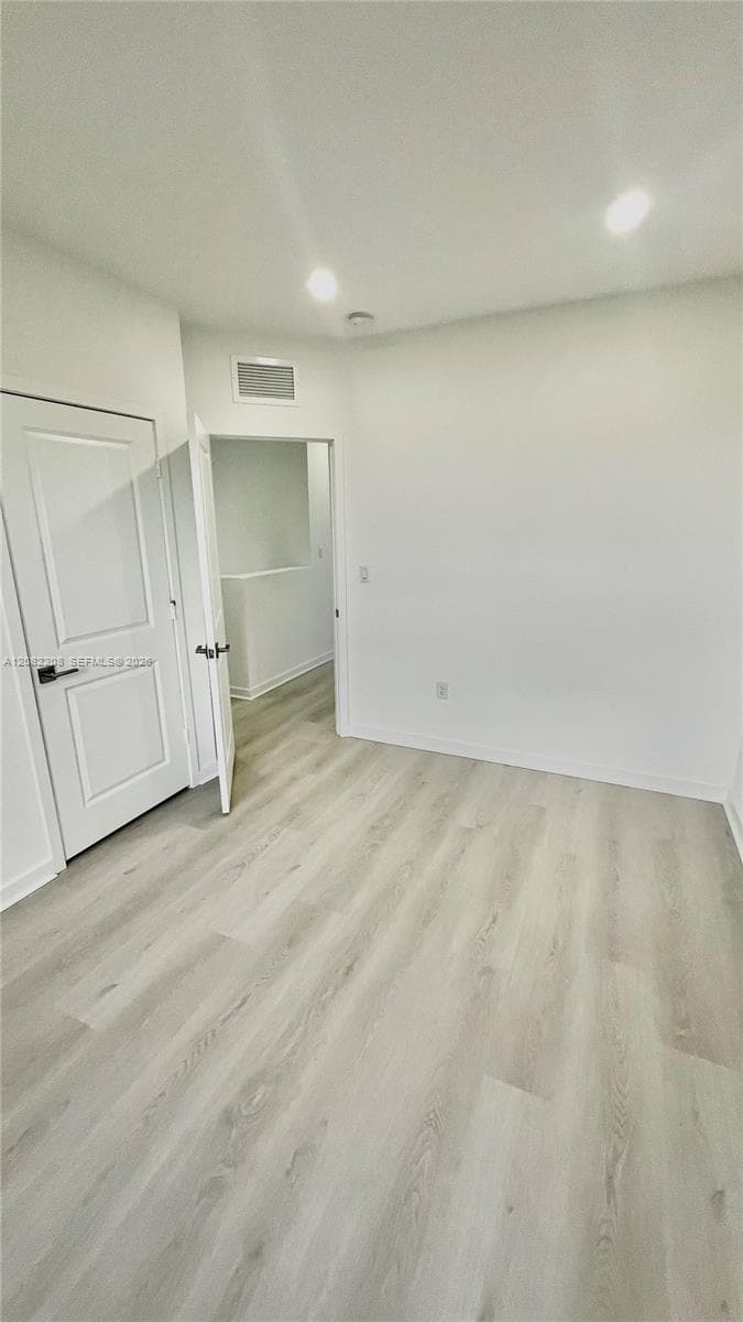 619 NE 4th St #0 photo 11