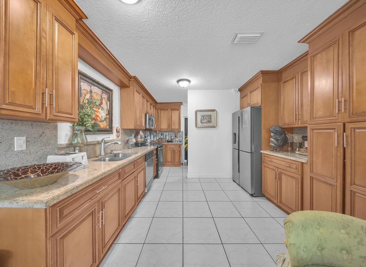 Kitchen 2