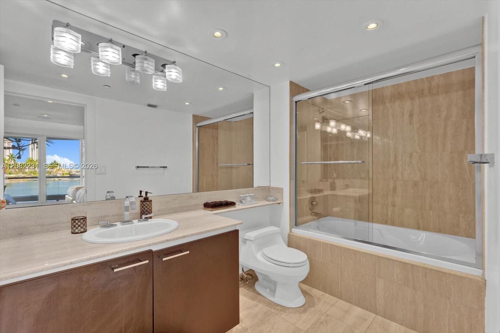7000 ISL BLVD WILLIAMS IS · #L105 in Aventura - Photo 25