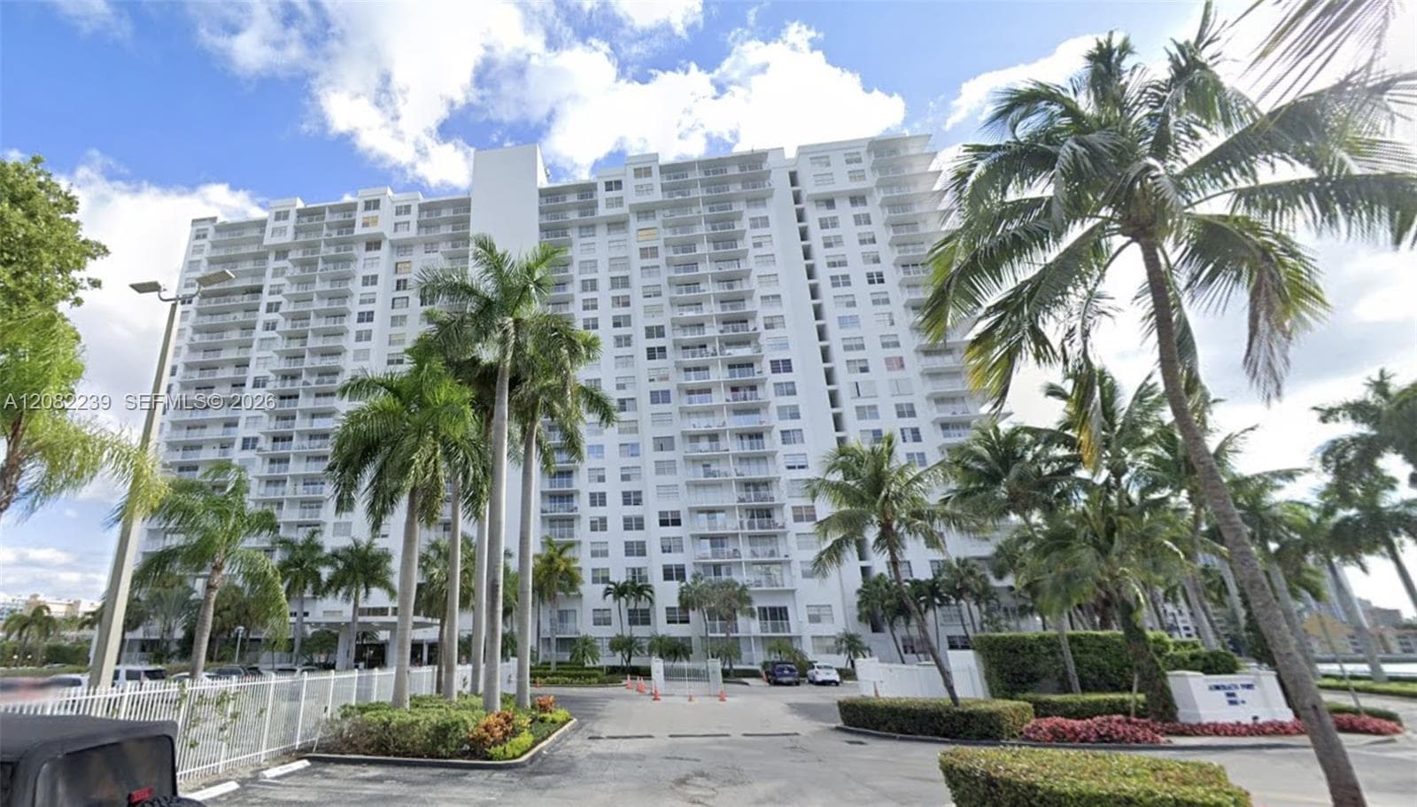 ADMIRALS PORT CONDO WEST · #501E in Aventura - Photo 2