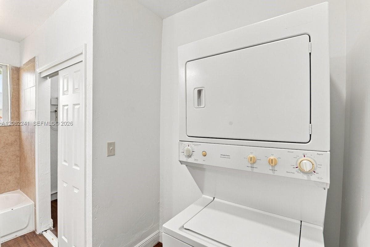 10215 SW 184th St photo 14