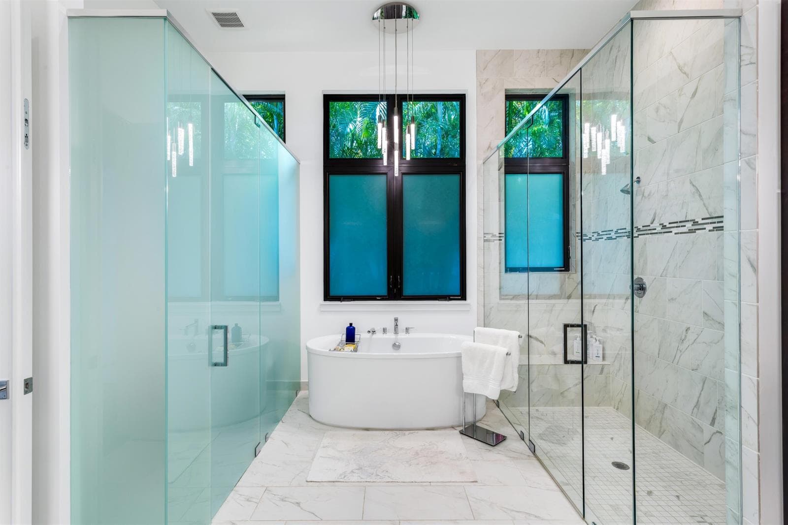 PRIMARY_BATHROOM_STRAIGHT