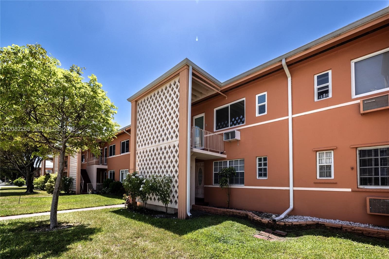 CORAL GARDENS · #8B in Miami - Photo 1