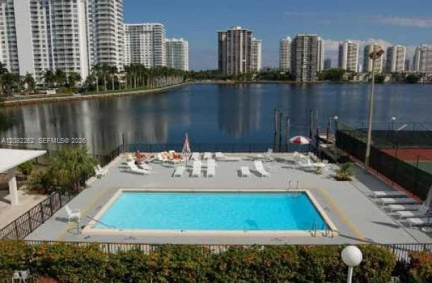 COMMODORE PLAZA CONDO · #601 in Aventura - Photo 3