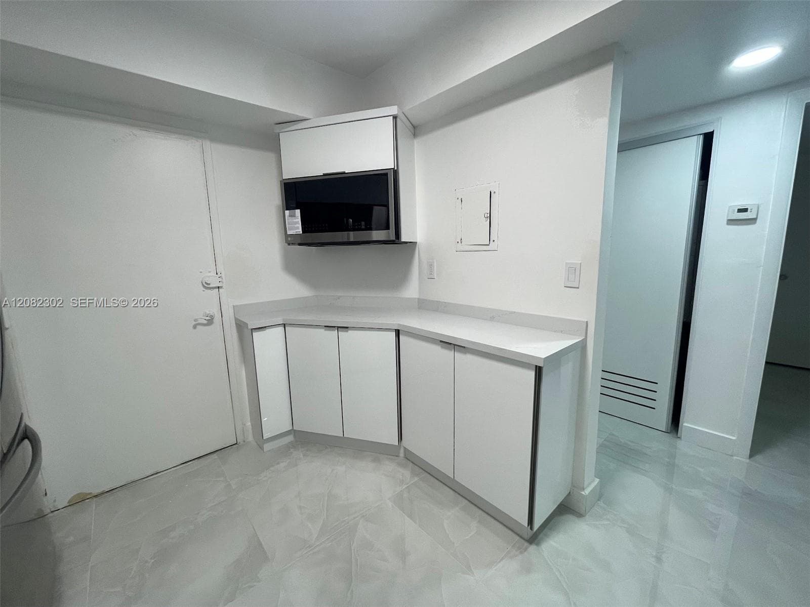 BUCKLEY TOWERS CONDO - EA · #1202E in Miami - Photo 3