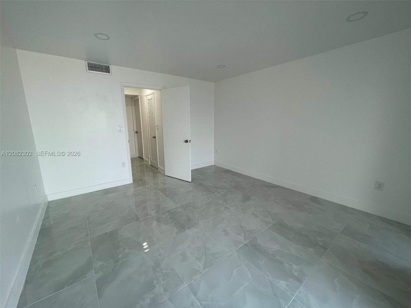 BUCKLEY TOWERS CONDO - EA · #1202E in Miami - Photo 10