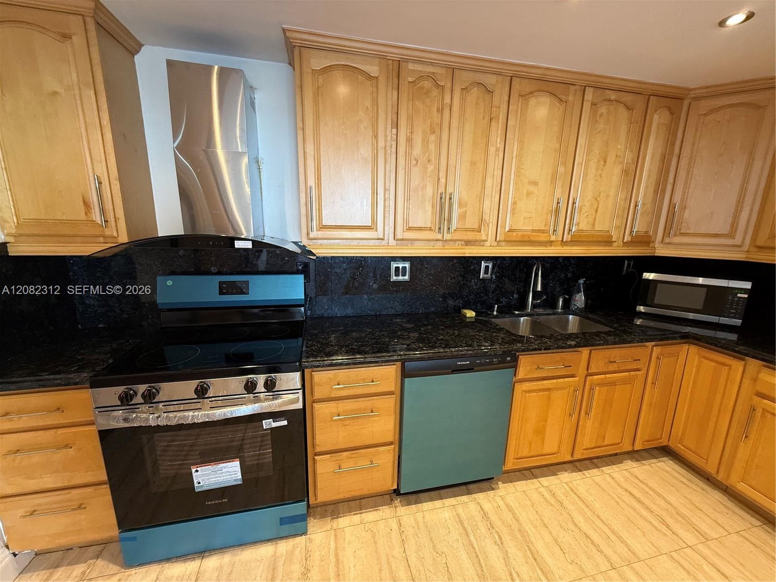 OCEANVIEW · #PH-11 in Sunny Isles Beach - Photo 19