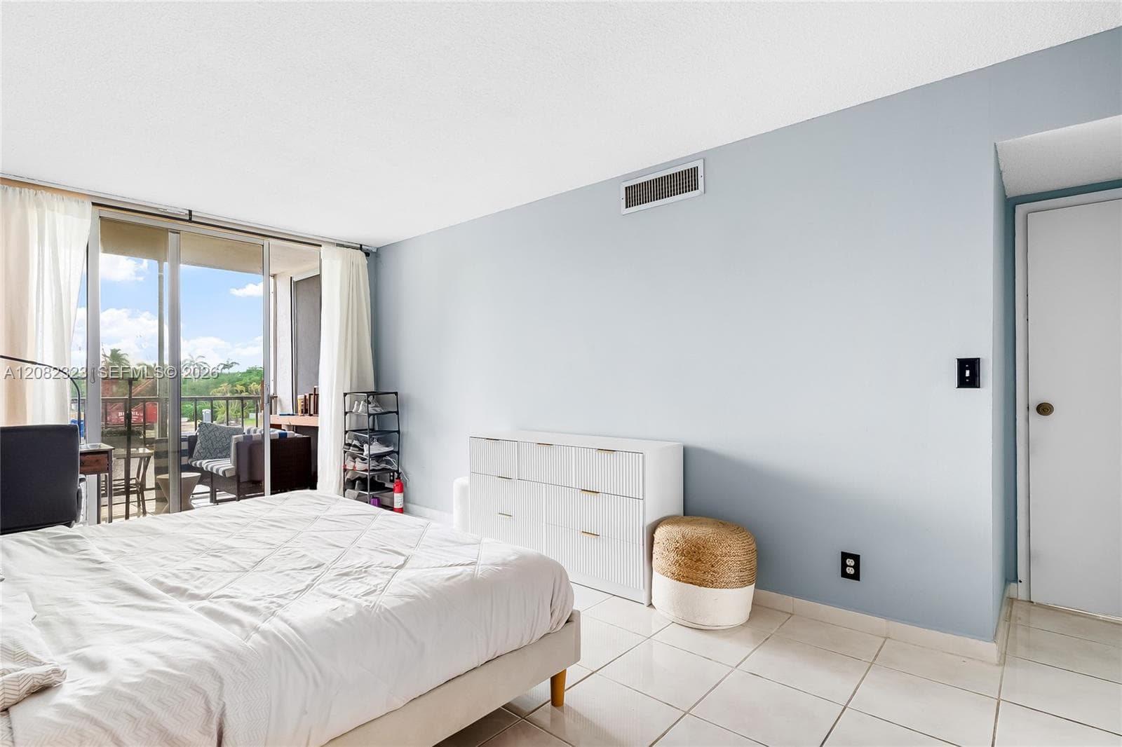 DESOTO PARK CONDO · #304 in Hallandale Beach - Photo 13