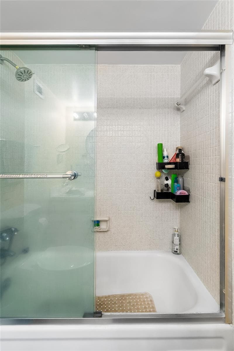 DESOTO PARK CONDO · #304 in Hallandale Beach - Photo 17