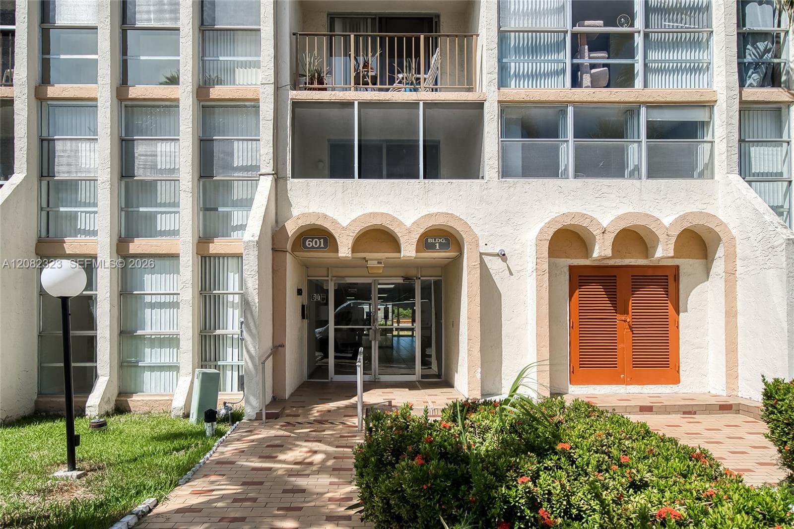 DESOTO PARK CONDO · #304 in Hallandale Beach - Photo 34