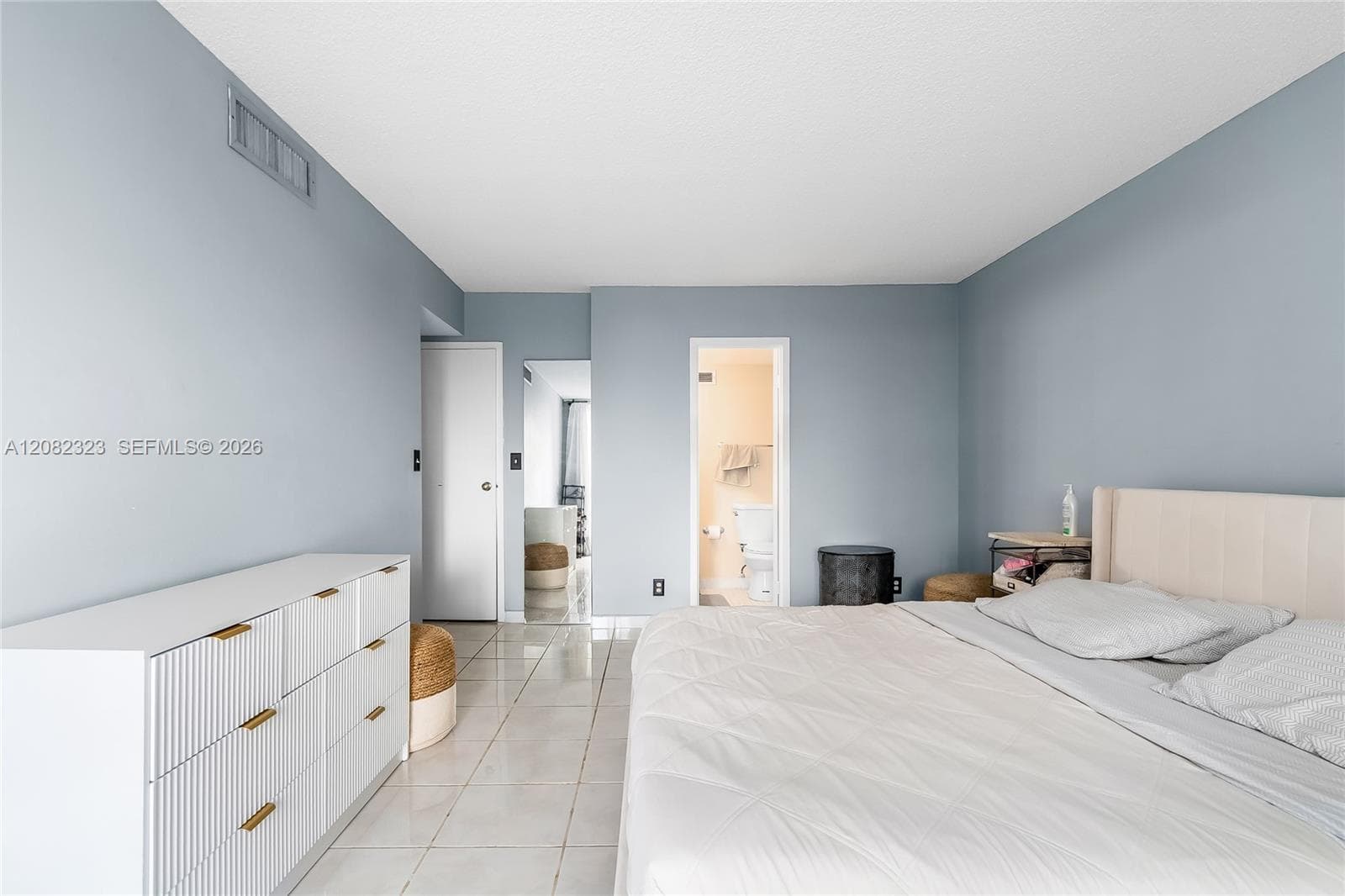 DESOTO PARK CONDO · #304 in Hallandale Beach - Photo 14