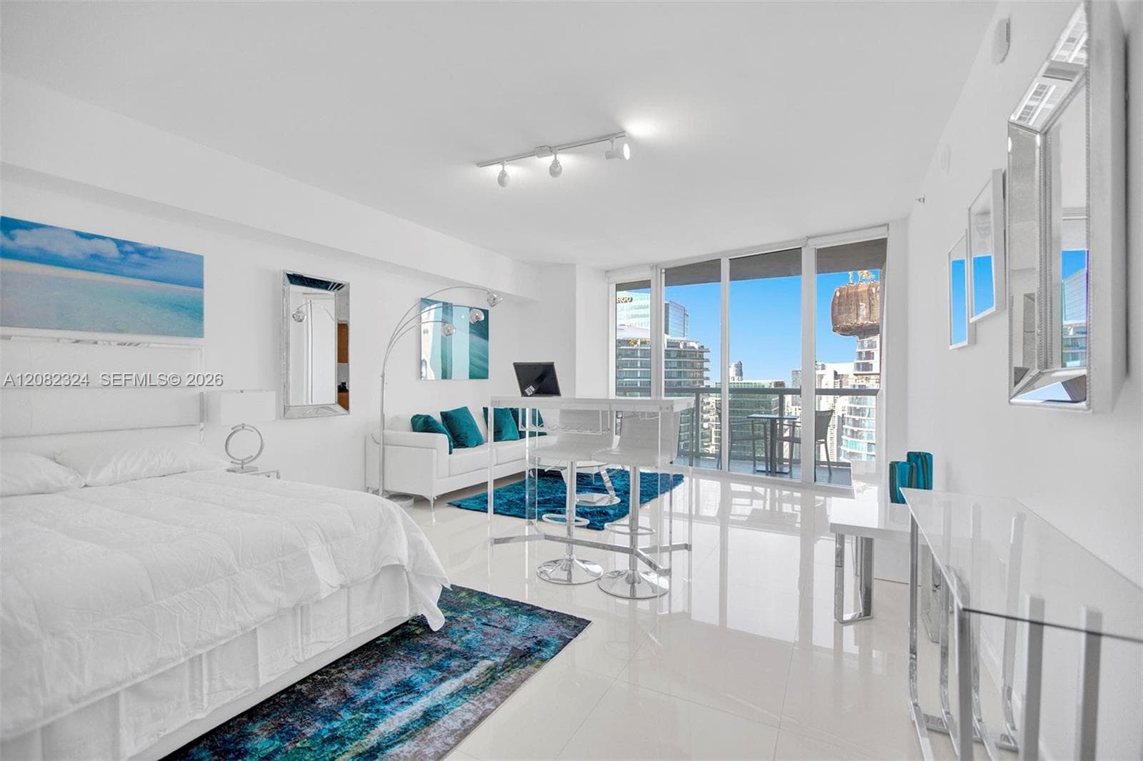 Icon Brickell I · #5010 in Miami - Photo 2