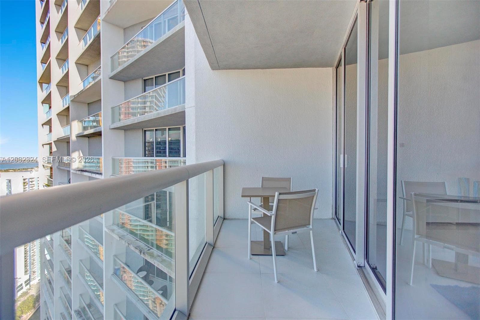 Icon Brickell I · #5010 in Miami - Photo 11