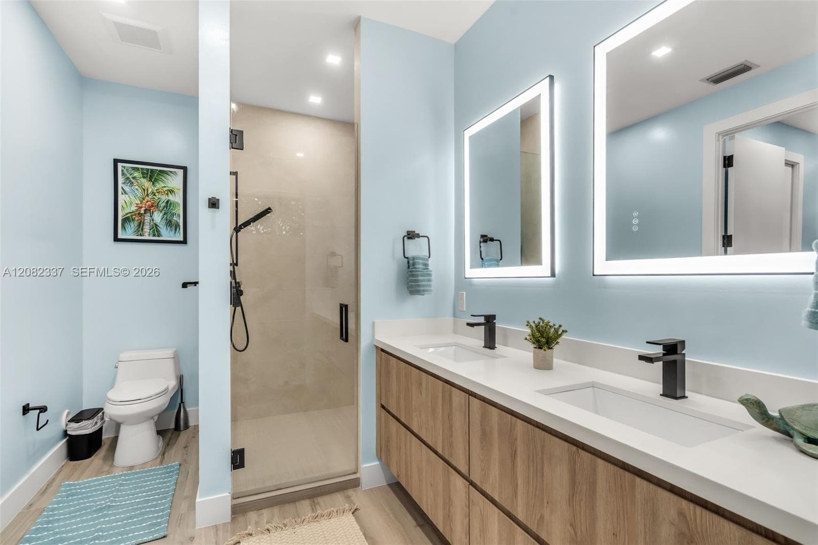 1st floor primary bath