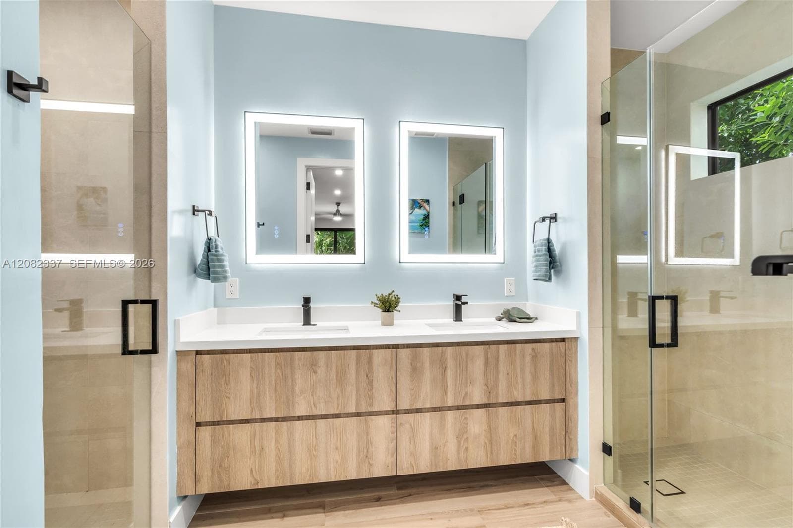 1st floor primary bath