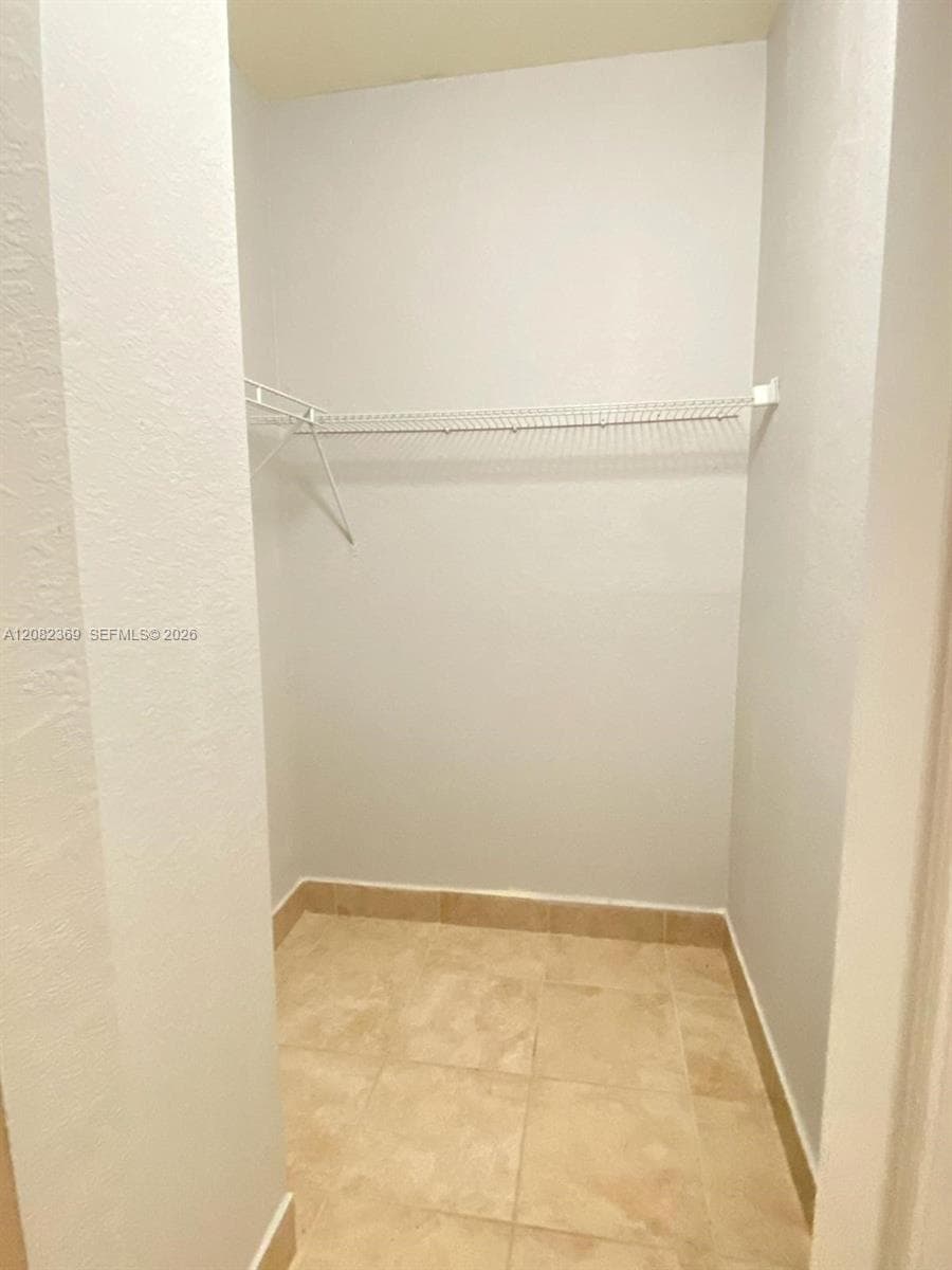 2302 NE 37th Ter #2302 photo 13