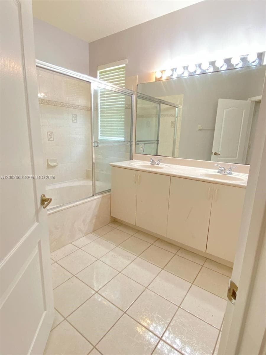2302 NE 37th Ter #2302 photo 9