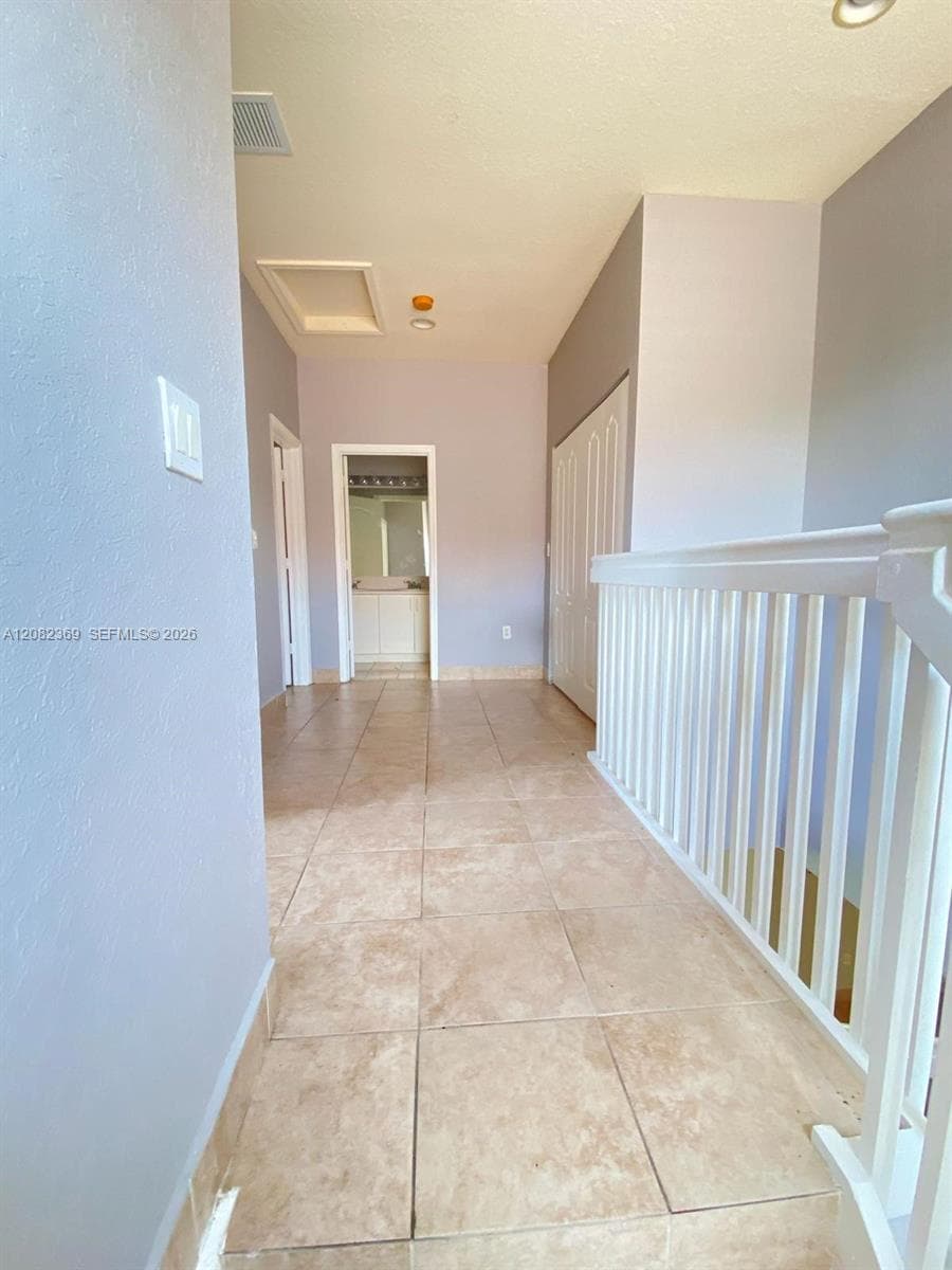 2302 NE 37th Ter #2302 photo 11