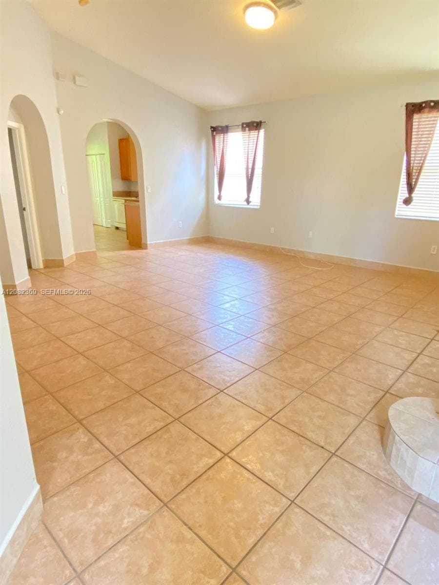 2302 NE 37th Ter #2302 photo 8