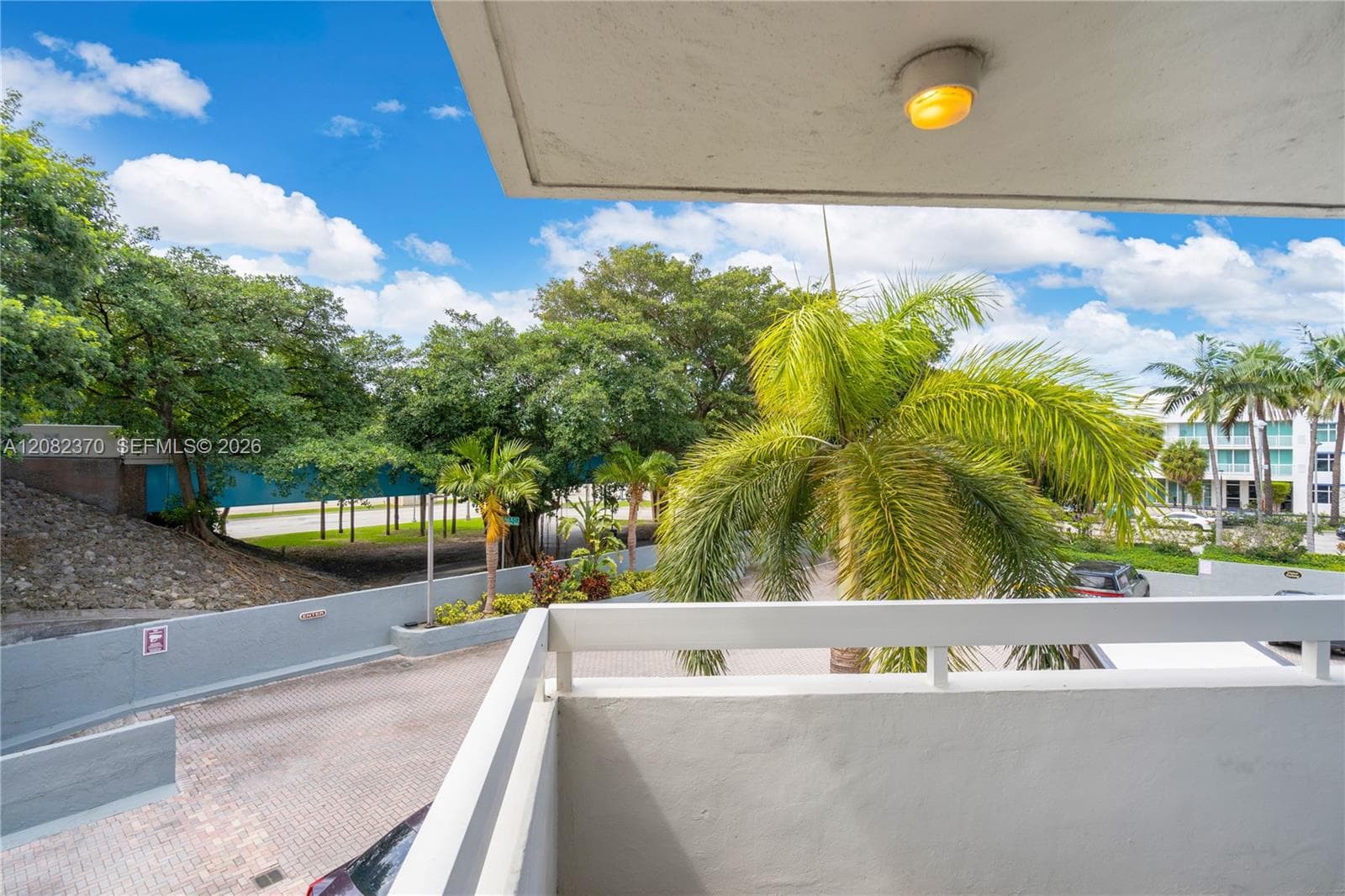 BRICKELL PARK CONDO · #201 in Miami - Photo 27